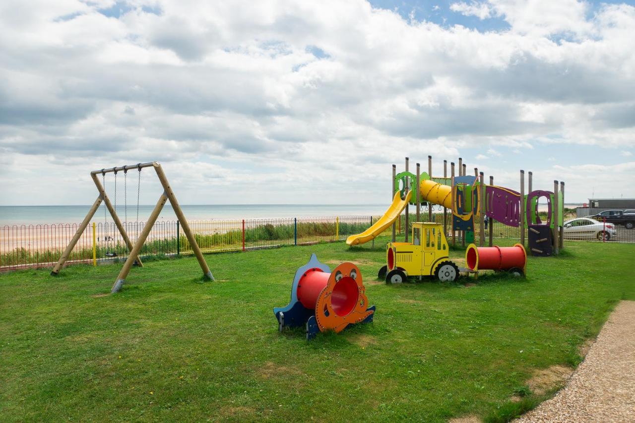Pebbles 144 South Shore 2 Bed Chalet 2 Dog Friendly, Sleeps 4 Bridlington Exterior photo